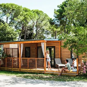 Rezort Zaton Mobile Homes, Nin